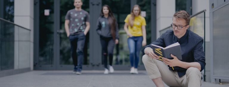 Studium Języków Obcych | Politechnika Warszawska